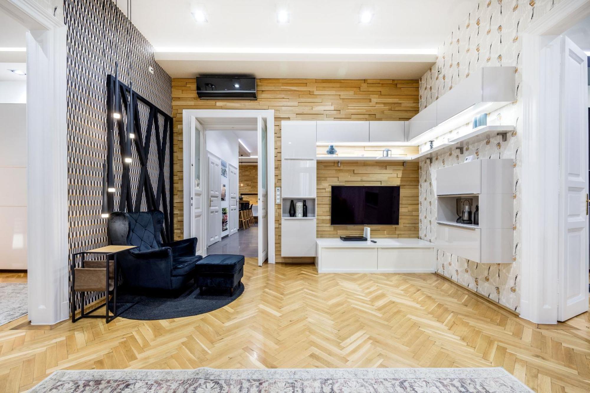 Апартаменти Spacious Designer With Premium Touches Будапешт